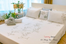 Queen size bed sheet with 2 pillowcases (50x70cm) - spring bud embroidery